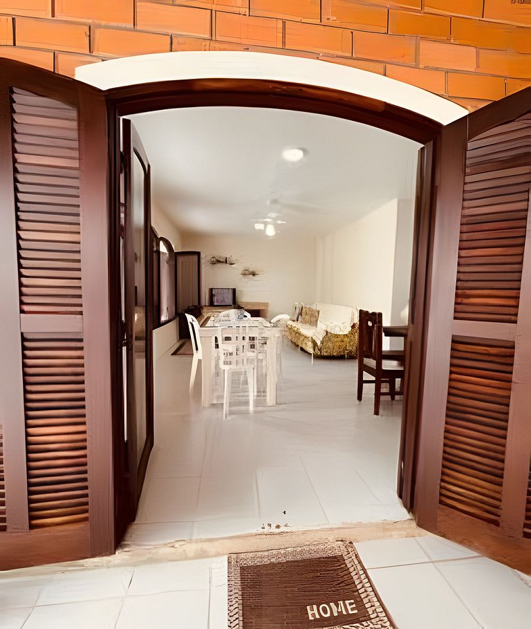 Casa aconchegante e arejada, 450m do mar