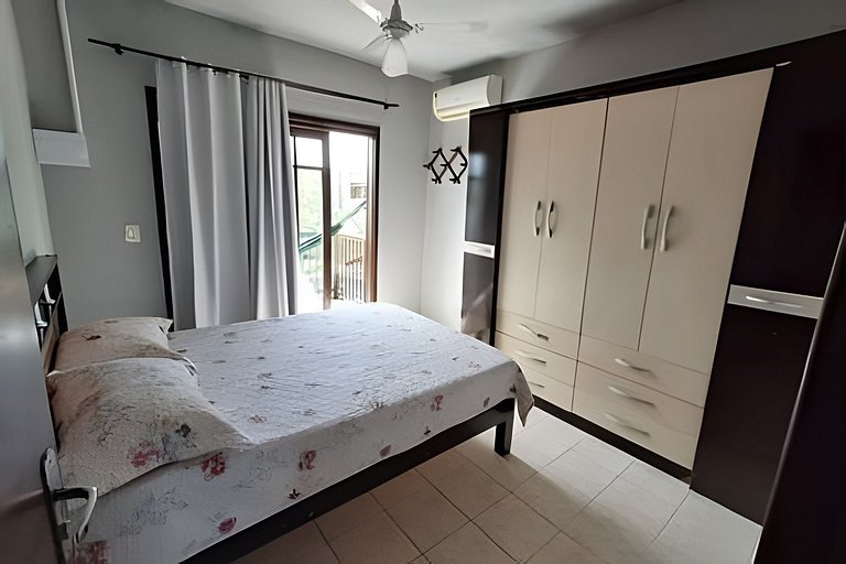 Casa 300m da praia em São Francisco do Sul