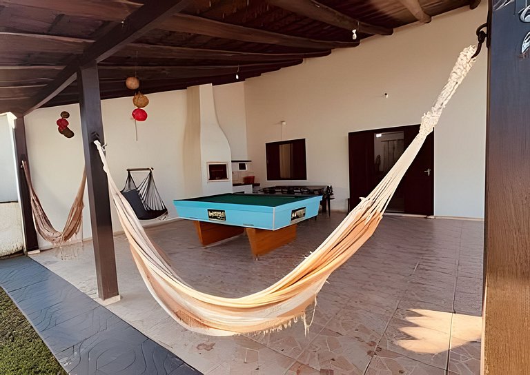 Casa 700m da praia no Itaguaçu
