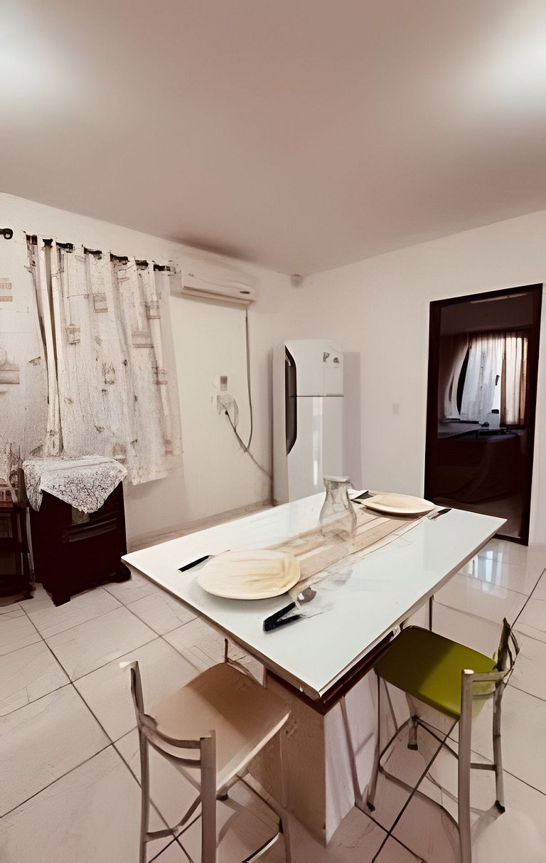 Casa 700m da praia no Itaguaçu