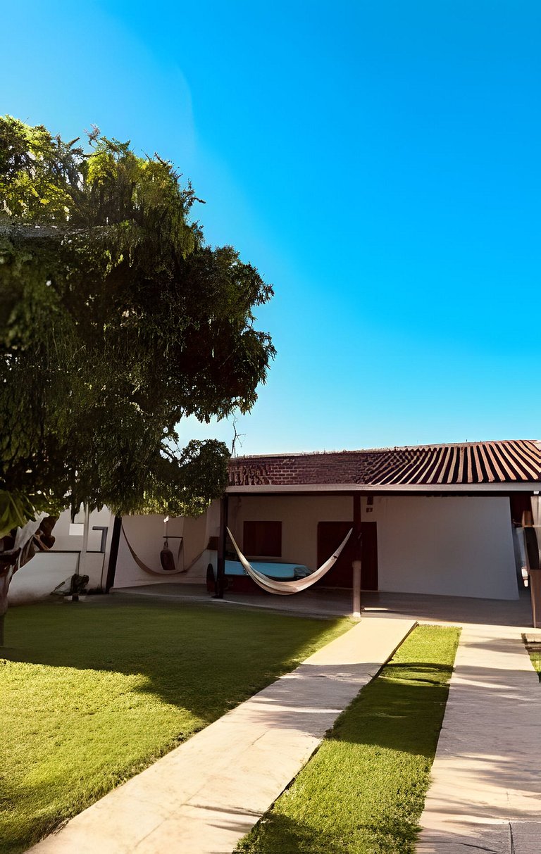 Casa 700m da praia no Itaguaçu