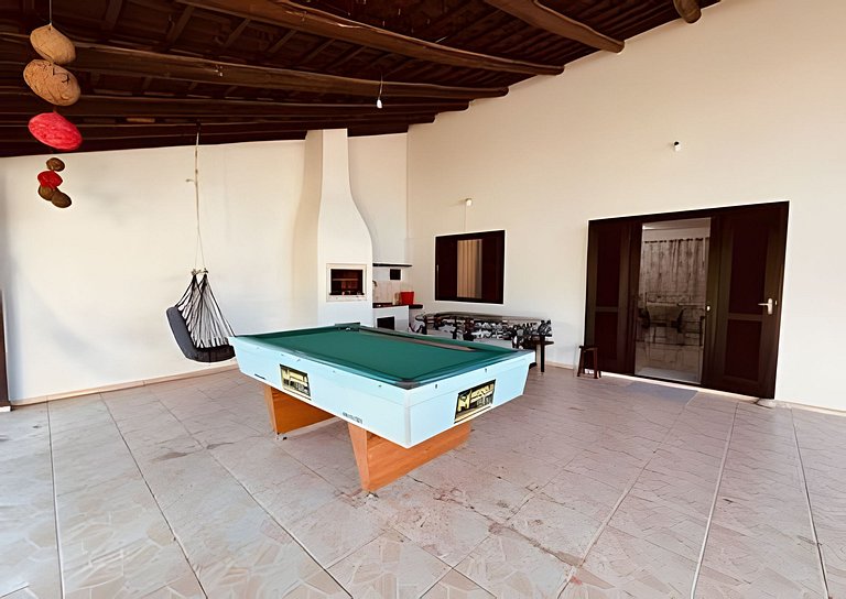 Casa 700m da praia no Itaguaçu