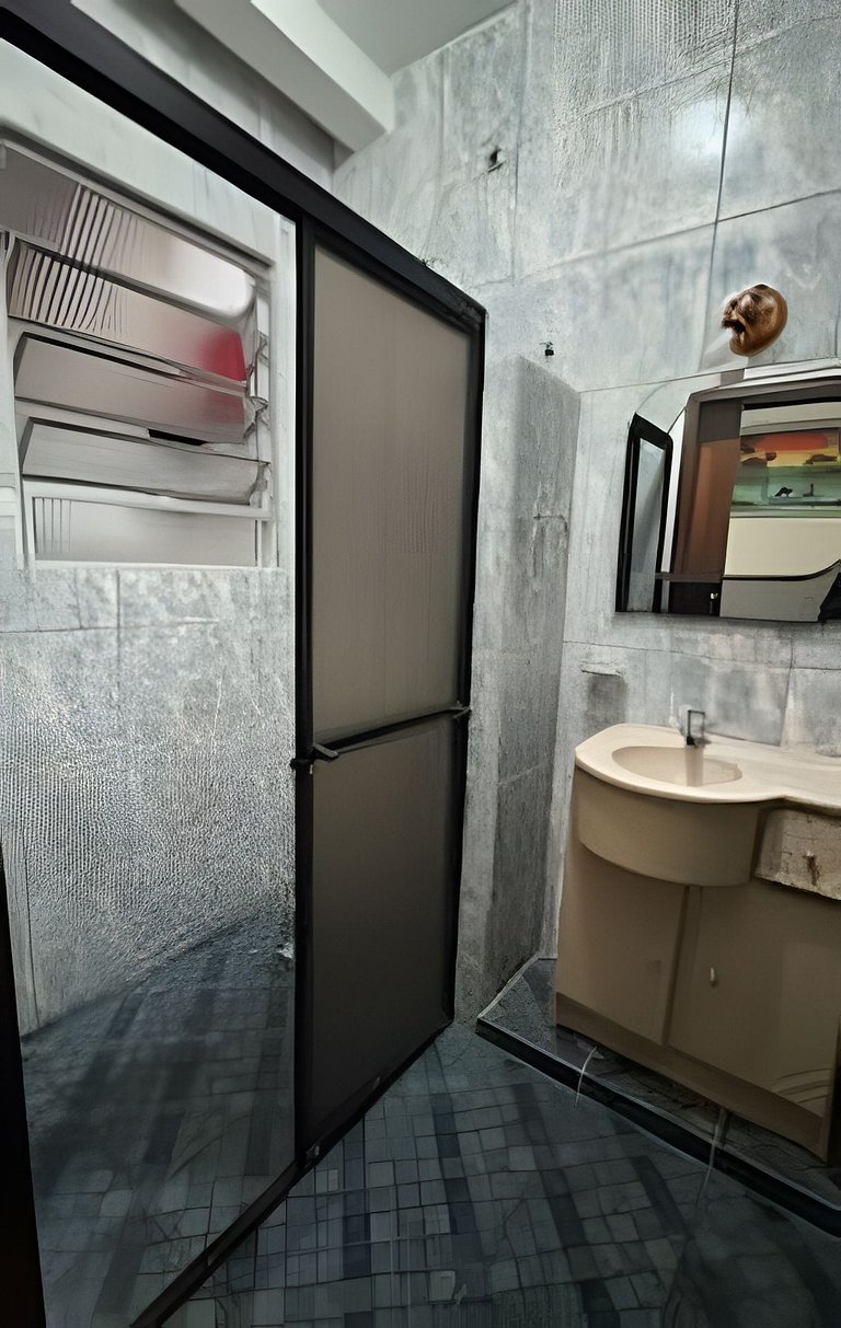 Casa próxima à Enseada e Prainha